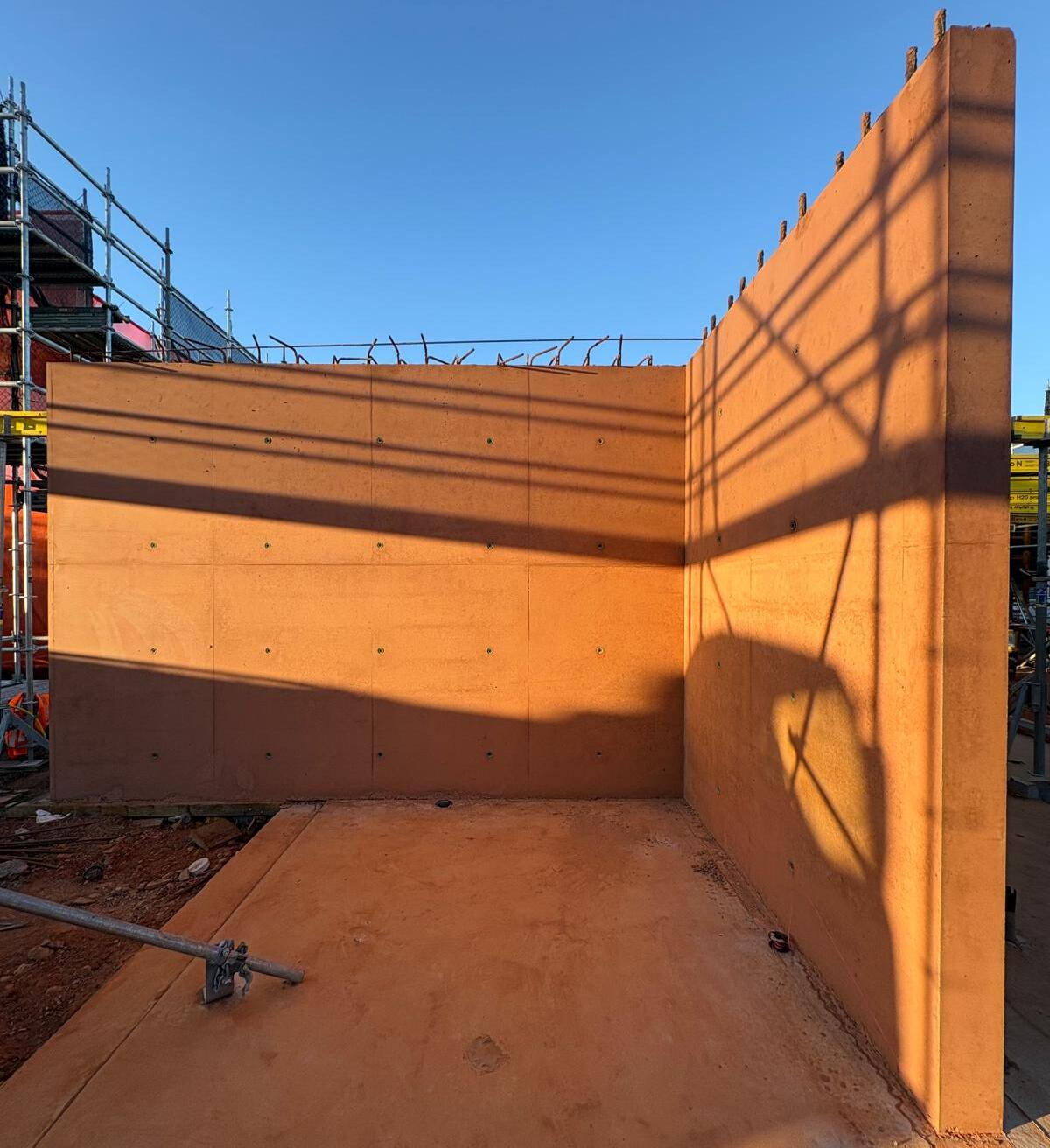 Columns, Walls & Verticals